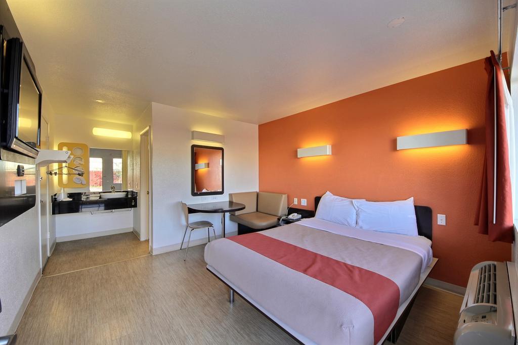 Motel 6-Laredo, TX - South Quarto foto